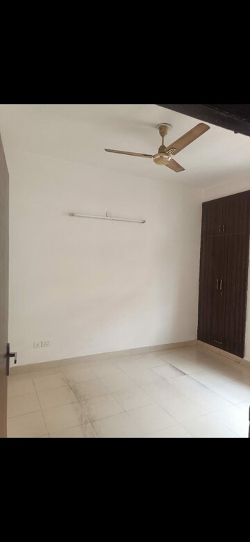Room in 3 BHK Independent House at SRS Pearl Heights, Sector 87 – for Rent