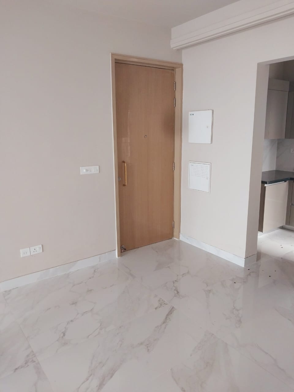 2 BHK + Servant Room Apartment For Rent in M3M Heights