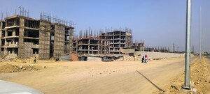  Plot – Exterior View View at Kanpur Road - for Sale