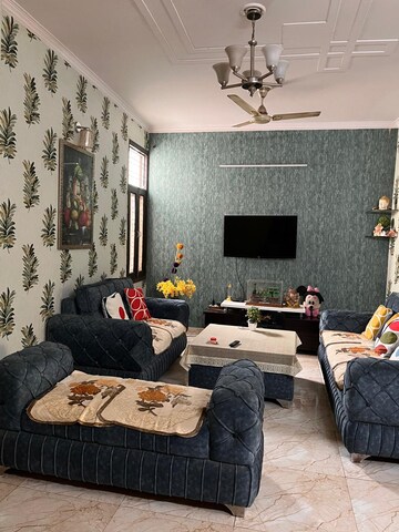 2 BHK Builder Floor For Sale in Green Fields Colony