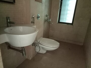 Bathroom in 2 BHK Apartment at Lodha Iris, Majiwada – for Sale