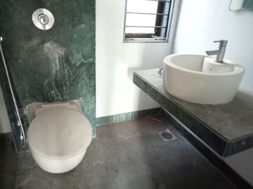 Bathroom in 2 BHK Apartment at Lodha Iris, Majiwada – for Sale