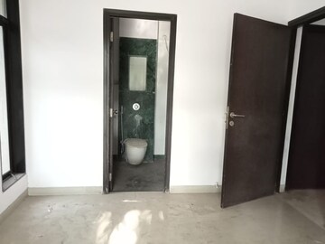 Room in 2 BHK Apartment at Lodha Iris, Majiwada – for Sale