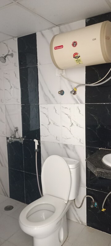 Bathroom in 2.5 BHK Apartment at Antriksh Golf View, Sector 78 – for Rent