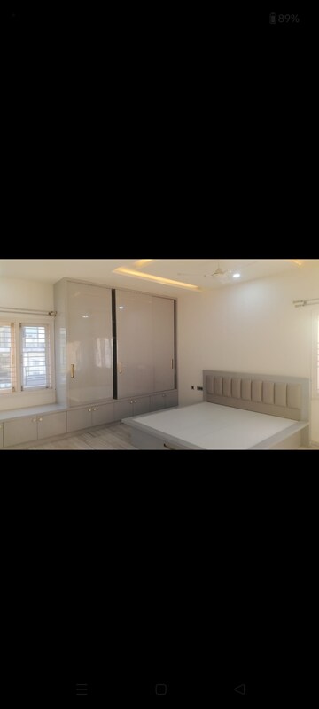 Room in 5 BHK Villa at Lahari Jublee hills, Jubilee Hills – for Rent