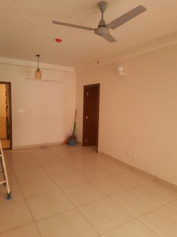 Room in 2 BHK Apartment at Prestige Finsbury Park Hyde, Bagaluru – for Rent