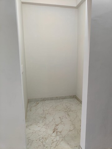Room in 3 BHK Builder Floor at RWA Apartments Sector 41, Sector 41 – for Rent