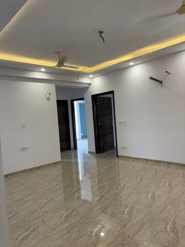 3 BHK Apartment For Rent in SLF Anushree, Sector 75