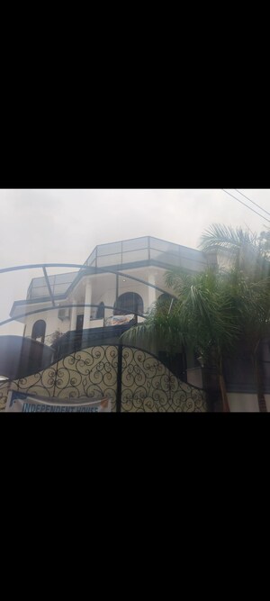 5 BHK Independent House – Exterior View View at Sri Apartment Banjara Hills, Banjara Hills - for Sale