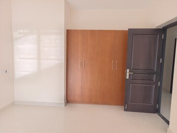Room in 3 BHK Apartment at Vazhuthacaud – for Sale