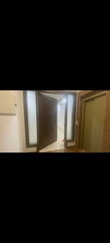 Room in 4 BHK Builder Floor at Malviya Nagar – for Rent