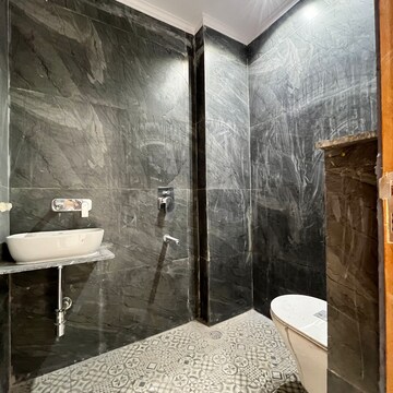 Bedroom in 2 BHK Builder Floor at Chattarpur – for Rent
