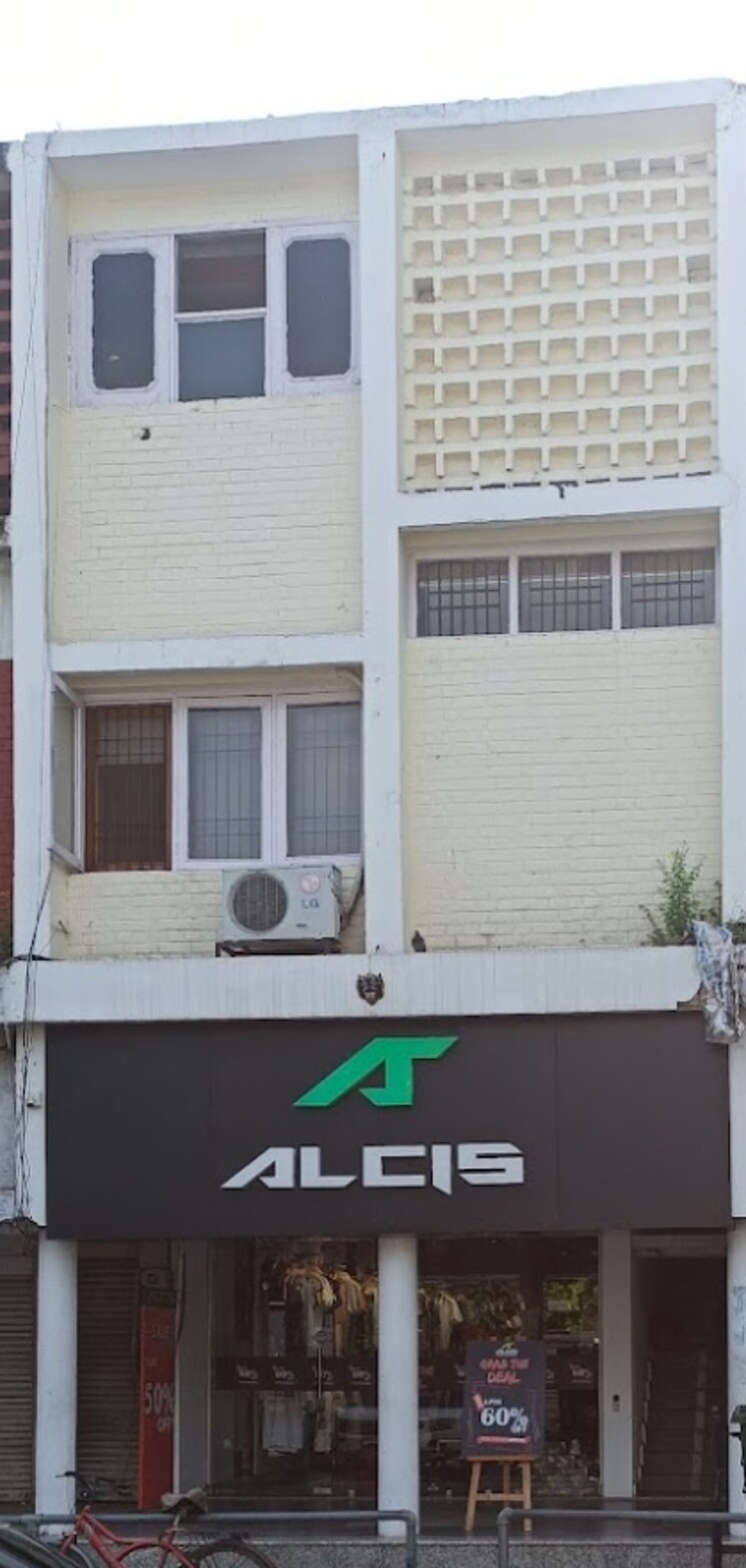 Exterior View, pragati-apartments-dwarka 3 Bedroom 1200 Sq.Ft. Apartment In Sector 11 Dwarka Delhi 8907443