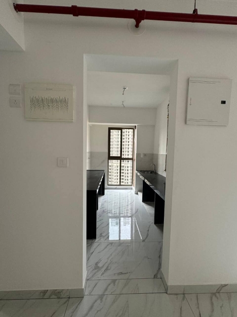 2 BHK + Extra Room 560 Sq.Ft. Apartment in Raymond The Address
