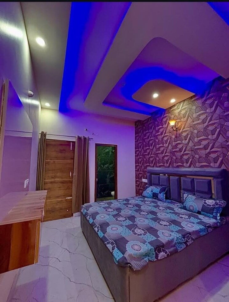 Bedroom, sector 33 3 Bedroom 2250 Sq.Ft. Builder Floor In Sector 33 Faridabad 8907461