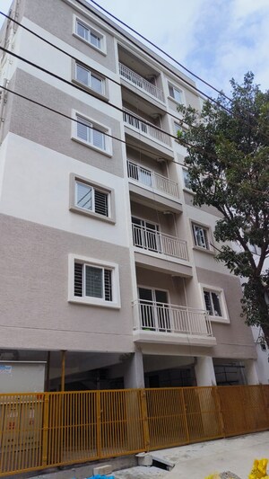 6+ BHK Independent House For Sale in Reliable Lake Dew Residency, Haralur Road