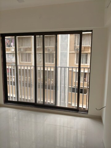 Room in 2 BHK Apartment at Pragati Elanza, Ghatkopar East – for Rent