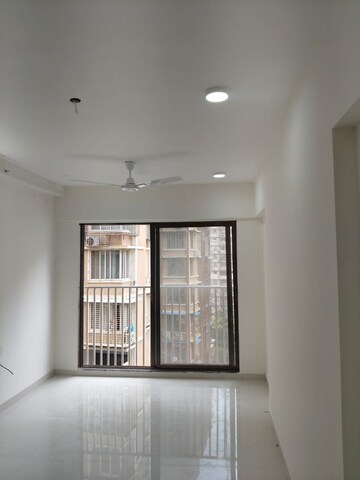 2 BHK Apartment For Rent in Pragati Elanza, Ghatkopar East