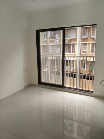 Room in 2 BHK Apartment at Pragati Elanza, Ghatkopar East – for Rent