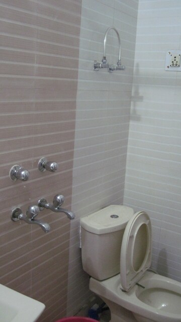 Bathroom in 2 BHK Apartment at Alaknanda Apartment Block F, Surya Nagar – for Sale