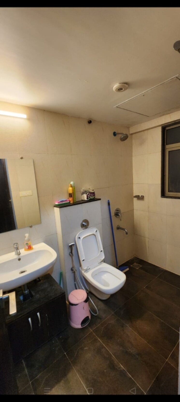 Bathroom, lodha-casa-rio-gold 2 Bedroom 864 Sq.Ft. Apartment In Dombivli East Thane 8907540