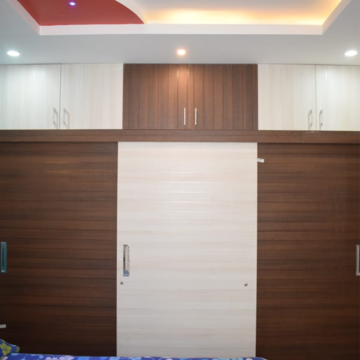 Room in 3 BHK Apartment at Vajram Elina, Thanisandra Main Road – for Rent