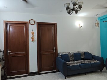2 BHK Builder Floor For Rent in Saket