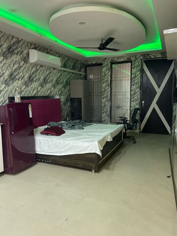 Bedroom in 2 BHK Builder Floor at Sector 51 – for Rent