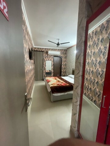 Furnished Amenities in 2 BHK Builder Floor at Sector 51 – for Rent