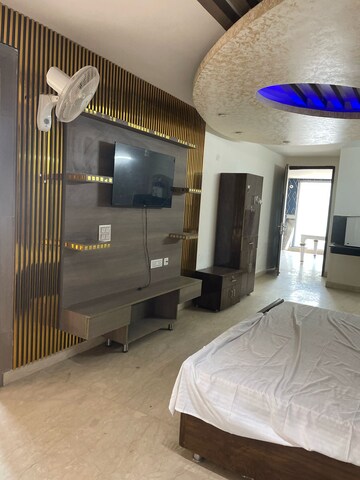 Bathroom in 2 BHK Builder Floor at Sector 51 – for Rent