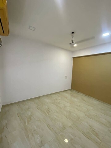Room in 1 BHK Apartment at Kailash Tower Nalasopara, Nalasopara East – for Rent