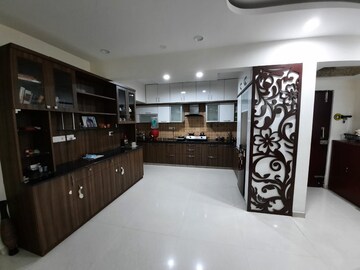 Parking in 3 BHK Builder Floor at Hsr Layout – for Rent