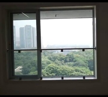 Room in 2 BHK Apartment at Laxmi Shrushti Apartment, Goregaon West – for Rent