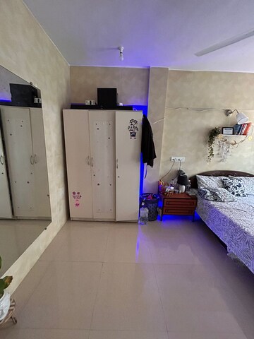 Master Bedroom in 2 BHK Apartment at Andheri East – for Sale