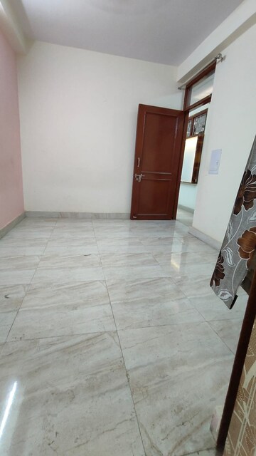 Room in 3 BHK Builder Floor at Khirki Extension – for Rent