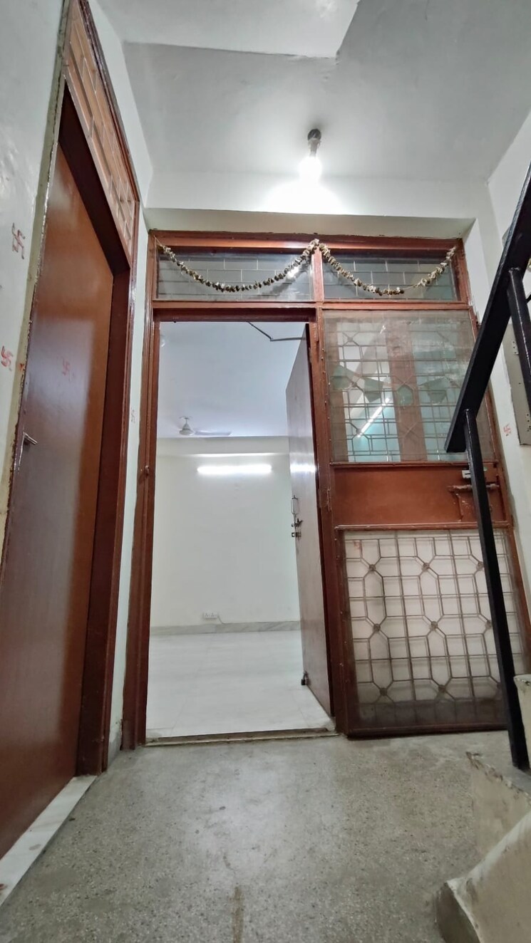 undefined, khirki extension 3 Bedroom 1200 Sq.Ft. Builder Floor In Khirki Extension Delhi 8907684