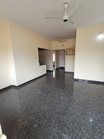 Room in 2 BHK Builder Floor at Btm Layout 1 – for Rent
