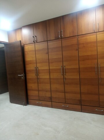 Bedroom in 4 BHK Apartment at Sumer Trinity Towers, Prabhadevi – for Rent