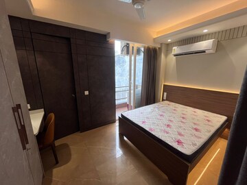 Bedroom in 1.5 BHK Builder Floor at Ansal Sushant Apartments, Sushant Lok I – for Rent
