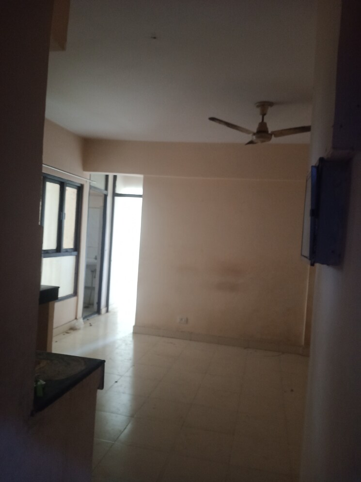 Room, origin-promoters-floridaa 2 Bedroom 480 Sq.Ft. Apartment In Sector 82 Faridabad 8907775