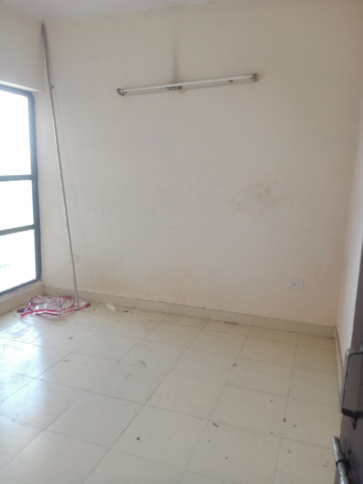 Room, origin-promoters-floridaa 2 Bedroom 480 Sq.Ft. Apartment In Sector 82 Faridabad 8907775