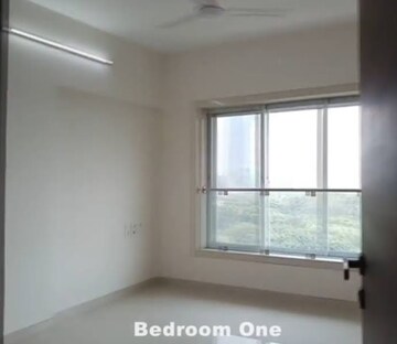 2 BHK Apartment For Rent in Laxmi Shrushti Apartment, Goregaon West