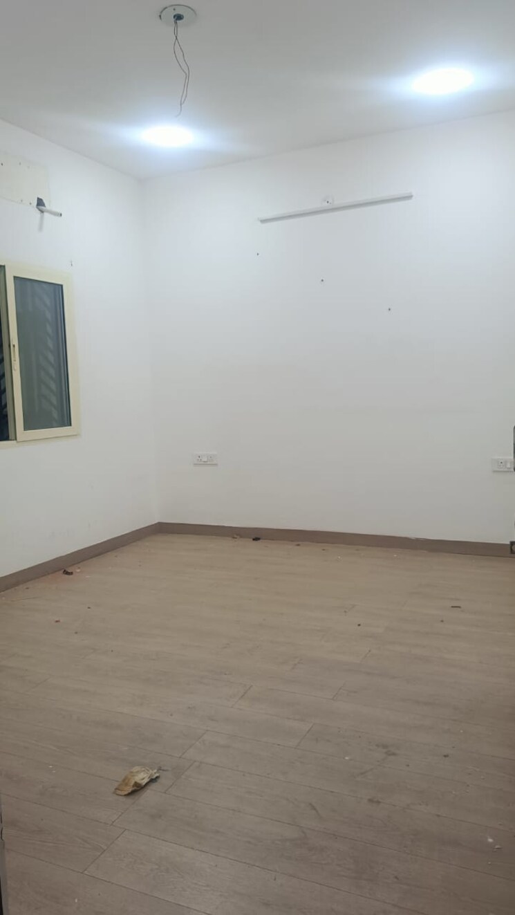 Room, godrej-woods 3 Bedroom 3000 Sq.Ft. Villa In Sector 43 Noida 8907803