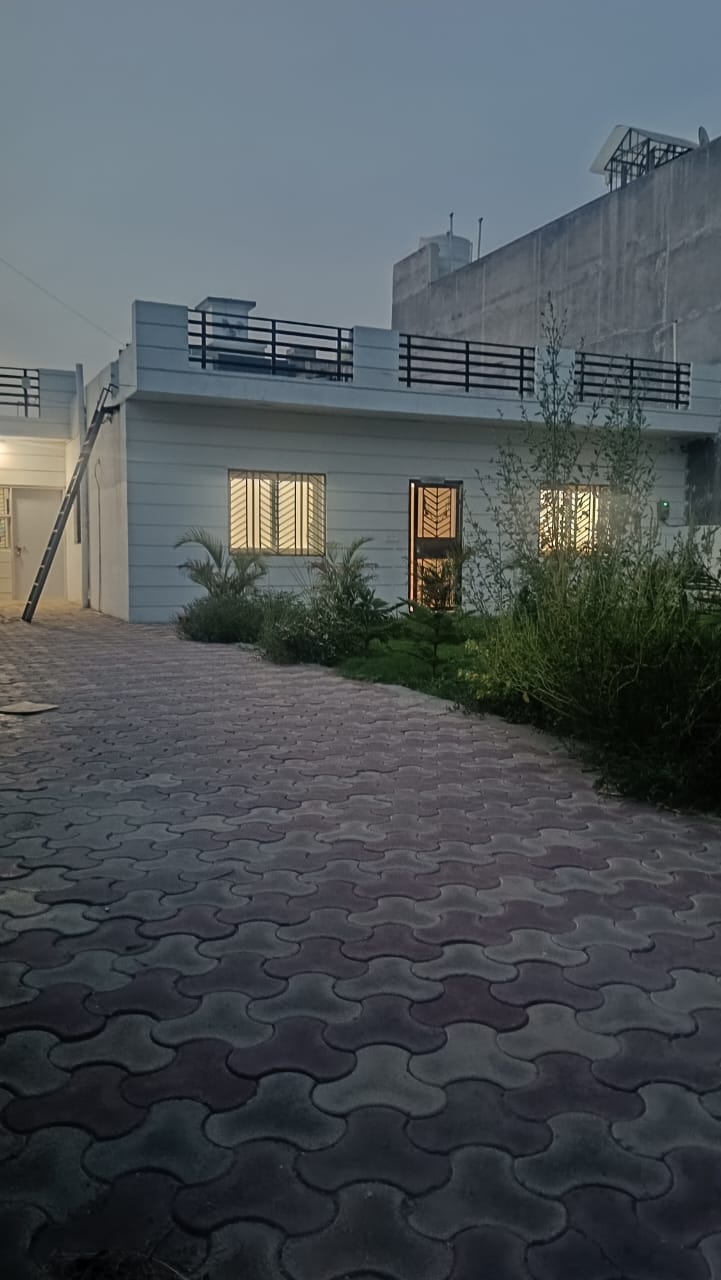 3 BHK + Servant Room Villa For Rent in Godrej Woods