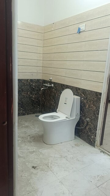 Bathroom in 3 BHK Villa at Godrej Woods, Sector 43 – for Rent