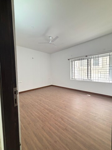 Room in 3 BHK Apartment at RJ Garden, Indiranagar – for Rent
