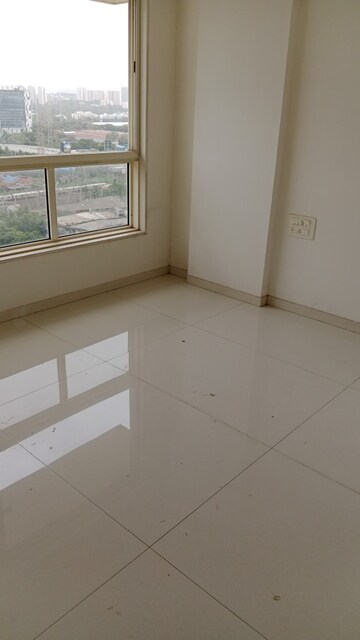 2 BHK Apartment For Rent in Laxmi Shrushti Apartment, Goregaon West