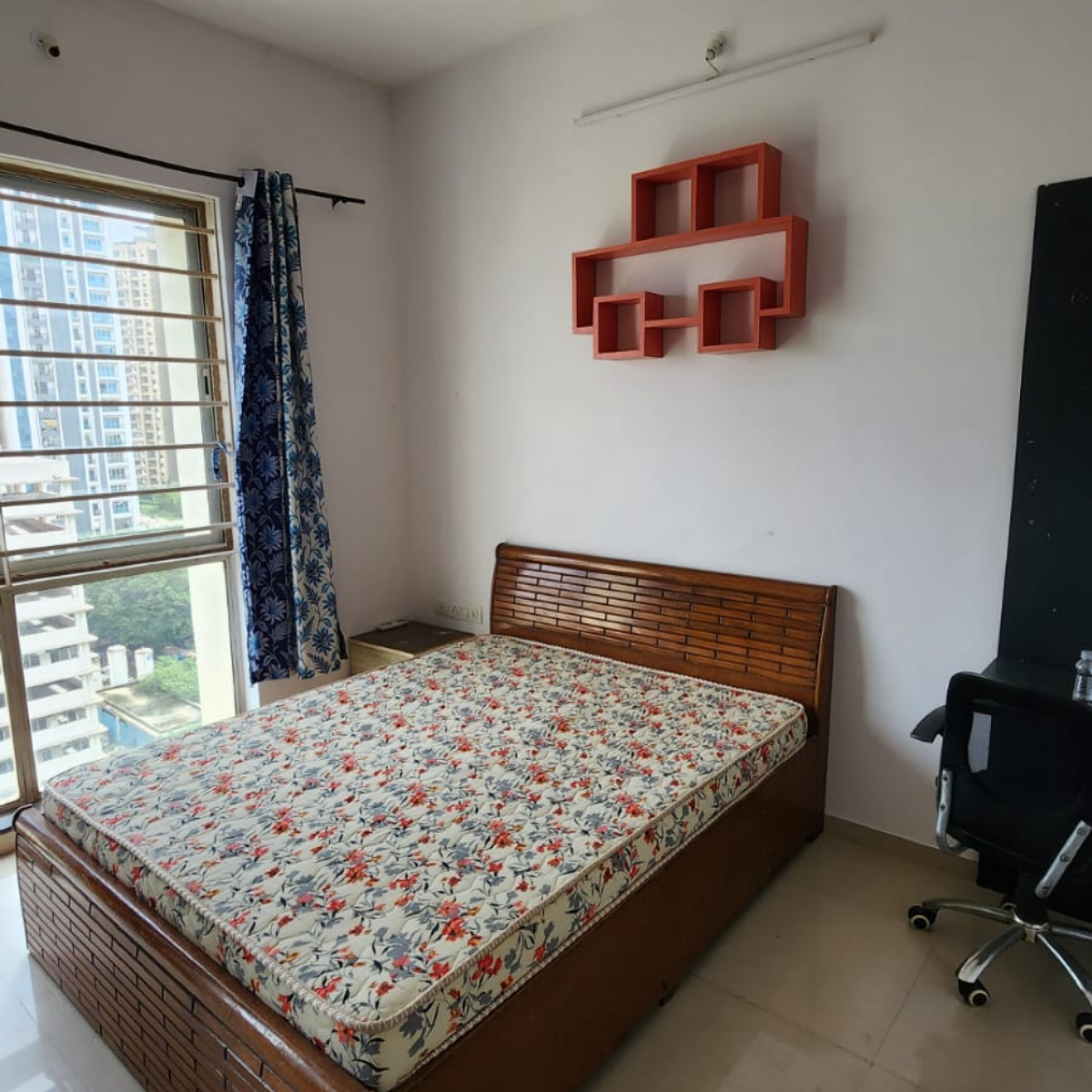 2 BHK + Pooja Room Apartment For Rent in Sheth Avalon