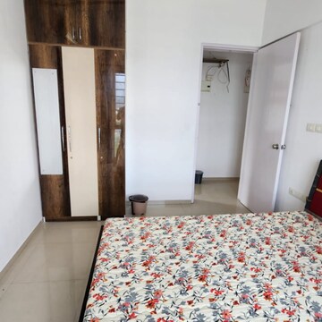 Bedroom in 2 BHK Apartment at Sheth Avalon, Laxmi Nagar – for Rent
