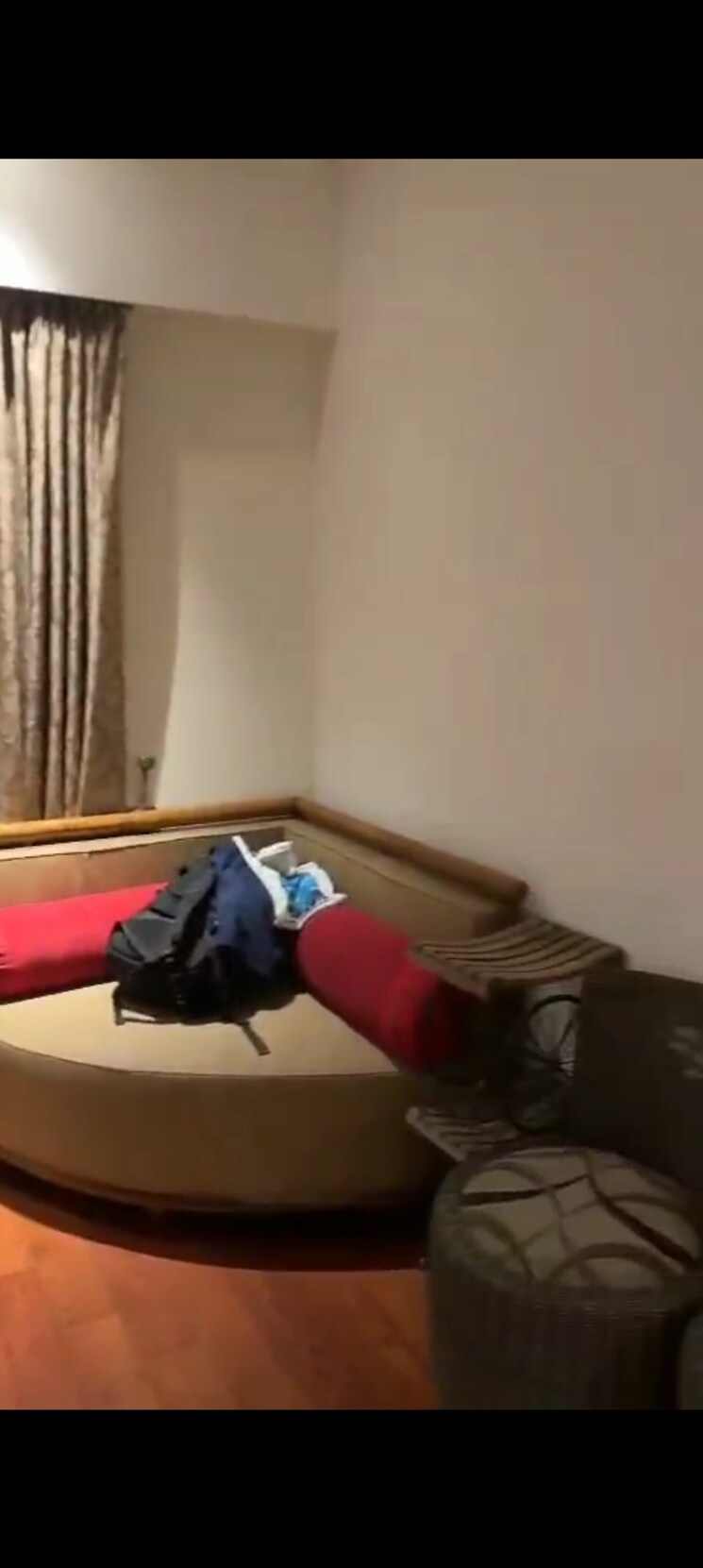 Living Room, paras-tierea 3 Bedroom 1285 Sq.Ft. Apartment In Sector 137 Noida 8907906